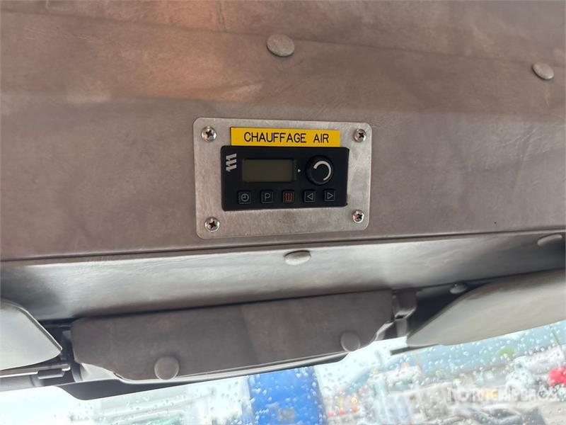 International 4300 4x2 Utility Truck Prekucniki