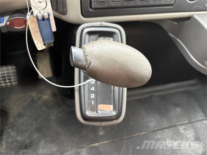 International 4300 4x2 Utility Truck Prekucniki
