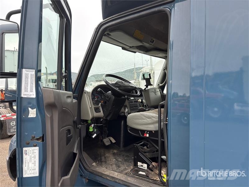 International 4300 4x2 Utility Truck Prekucniki