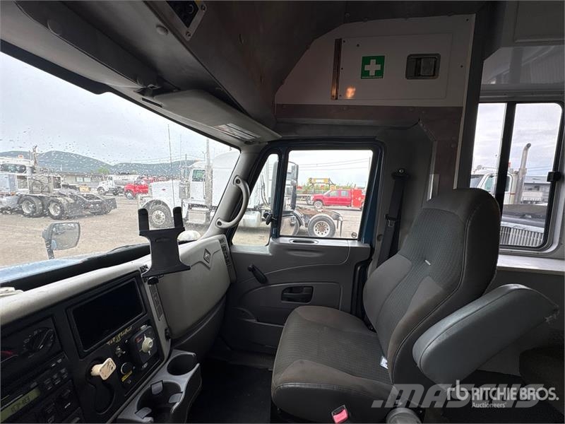 International 4300 4x2 Utility Truck Prekucniki