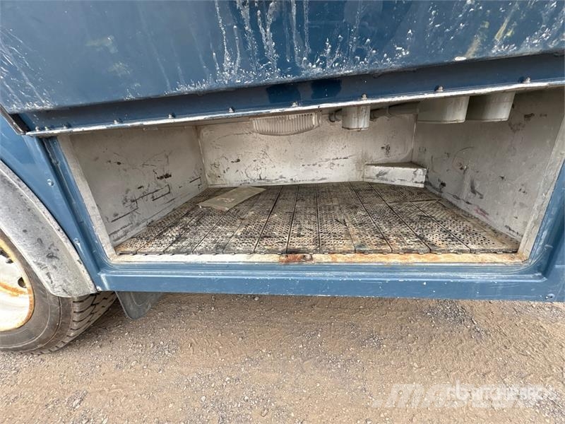 International 4300 4x2 Utility Truck Prekucniki
