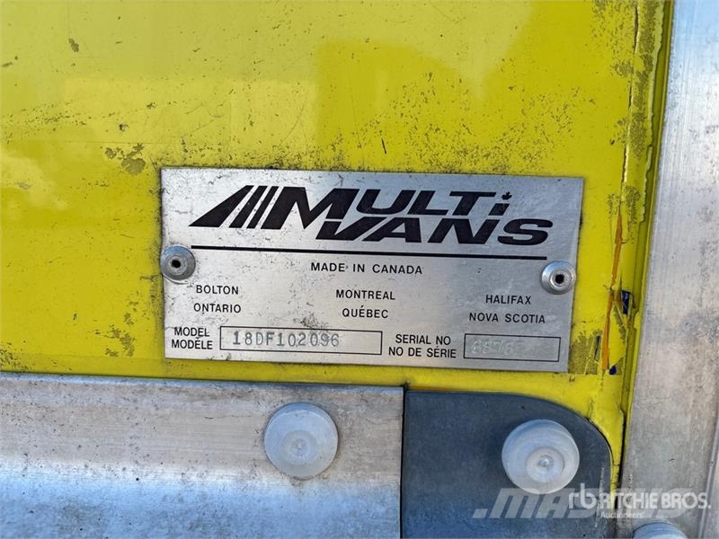 International 4300 SBA LP Фургони