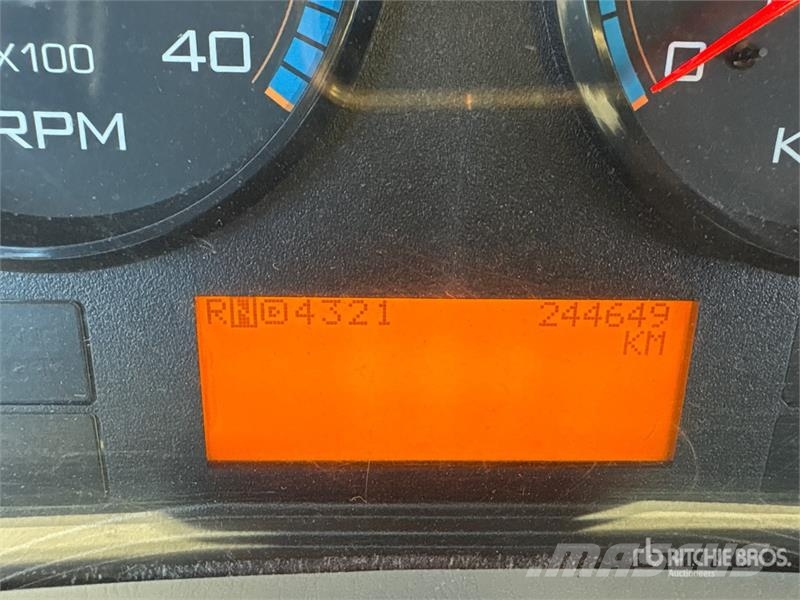 International 4300 SBA Pickup/Sideaflæsning