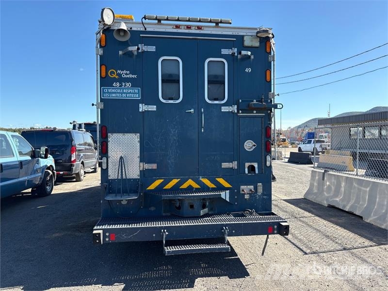International 4300 SBA Pickup/Sideaflæsning