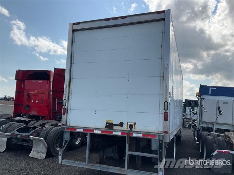 International 4300 SBA Box trucks