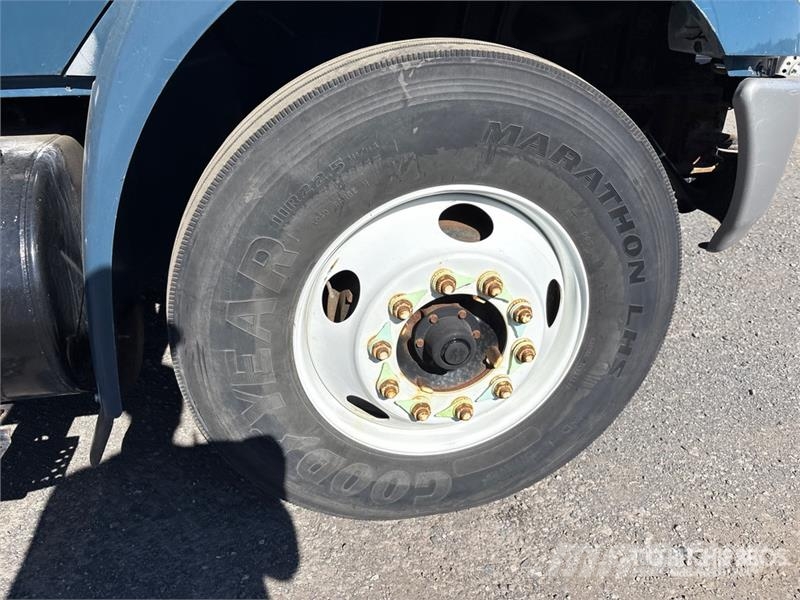 International 4300 SBA Pickup/Sideaflæsning