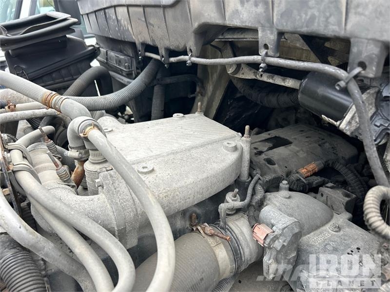 International 4400 Plataformas aéreas montadas em camião