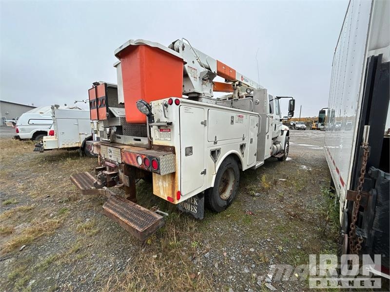 International 4400 Plataformas aéreas montadas em camião