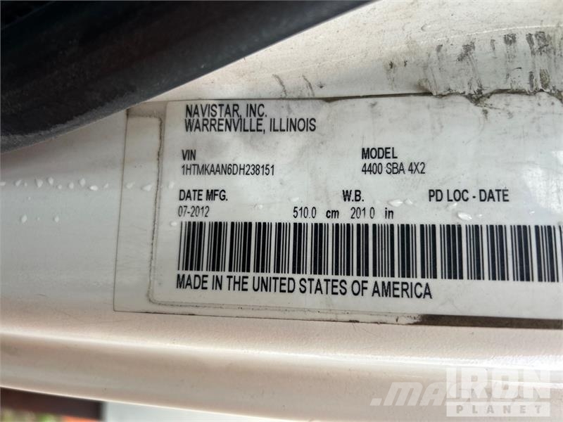 International 4400 Plataformas aéreas montadas em camião