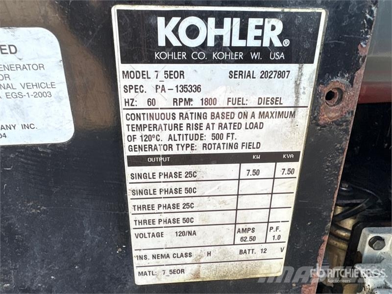 International 4400 4x2 Utility Truck Flakbilar/Pickuper