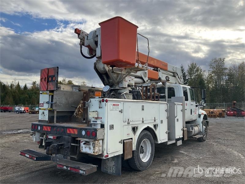 International 4400 SBA Avtokošare