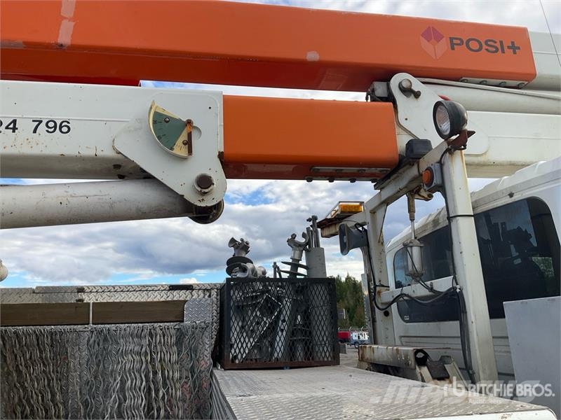 International 4400 SBA Avtokošare