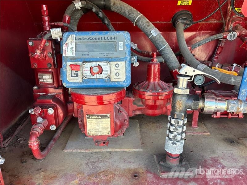 International 4400 SBA 3000 gal 4x2 Propane Delivery Truck Other trucks