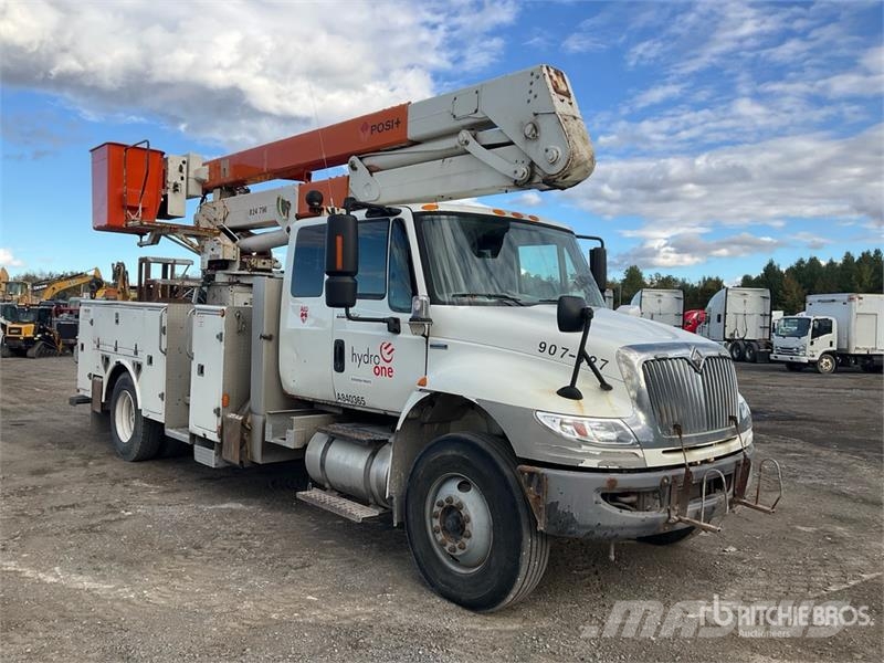 International 4400 SBA Avtokošare