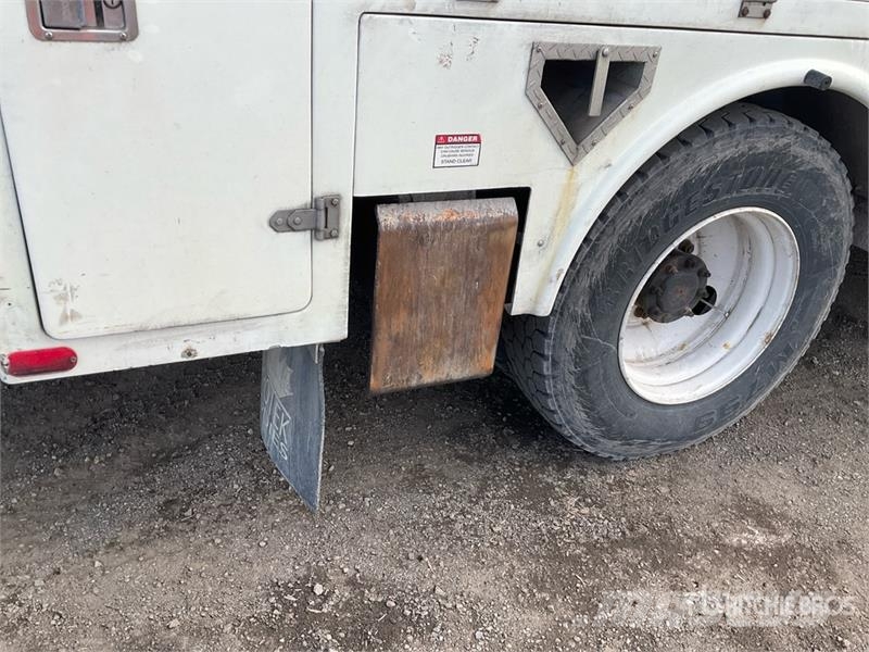 International 4400 SBA Avtokošare