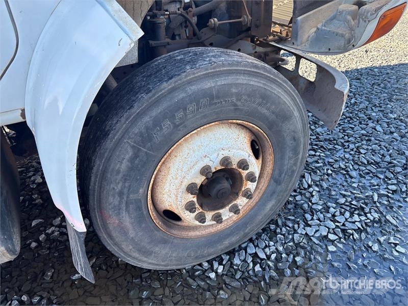 International 4700 Самоскиди