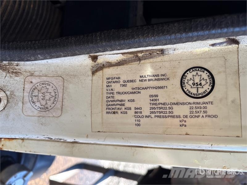 International 4700 Самоскиди
