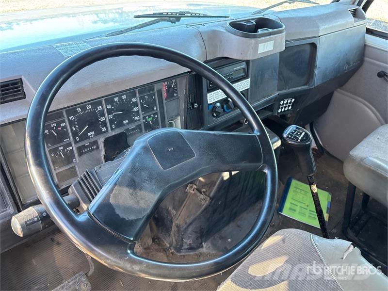 International 4700 Самоскиди
