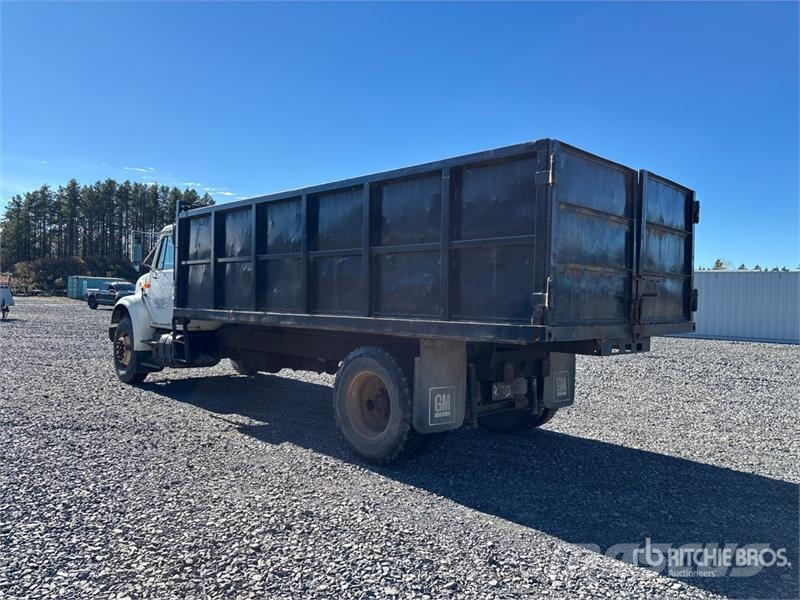 International 4700 Самоскиди