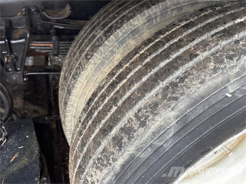 International 4700 Ielu tīrāmās mašīnas