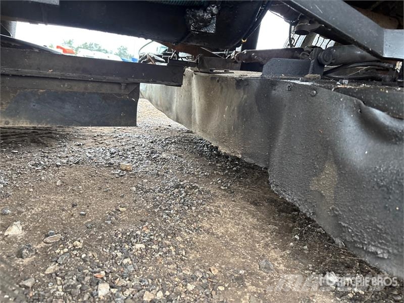 International 4700 Ielu tīrāmās mašīnas