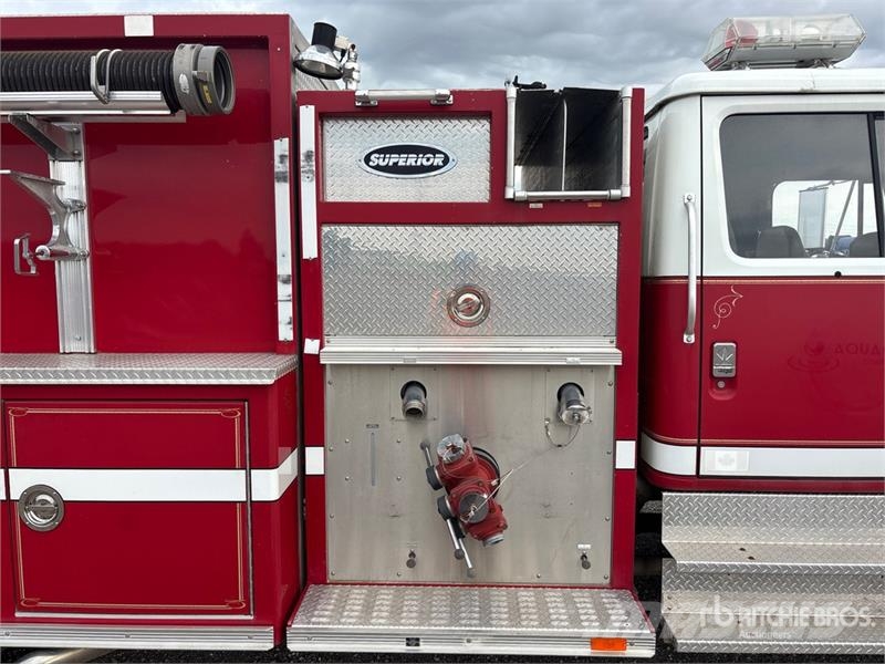 International 4900 Fire trucks