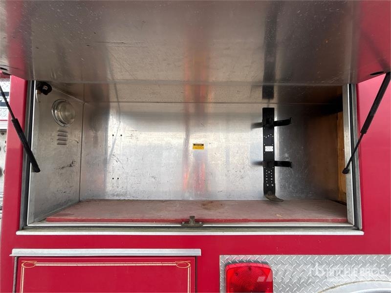 International 4900 Fire trucks