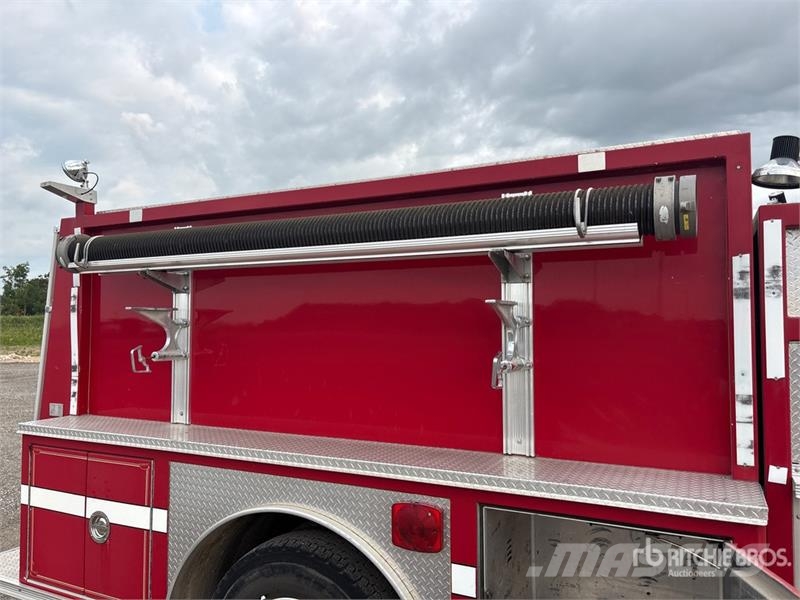 International 4900 Fire trucks