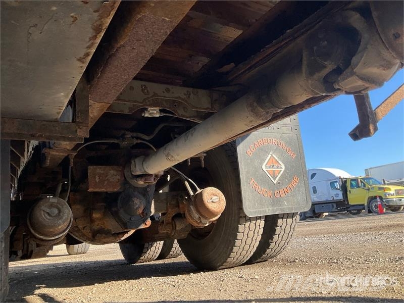 International 4900 Автокрани