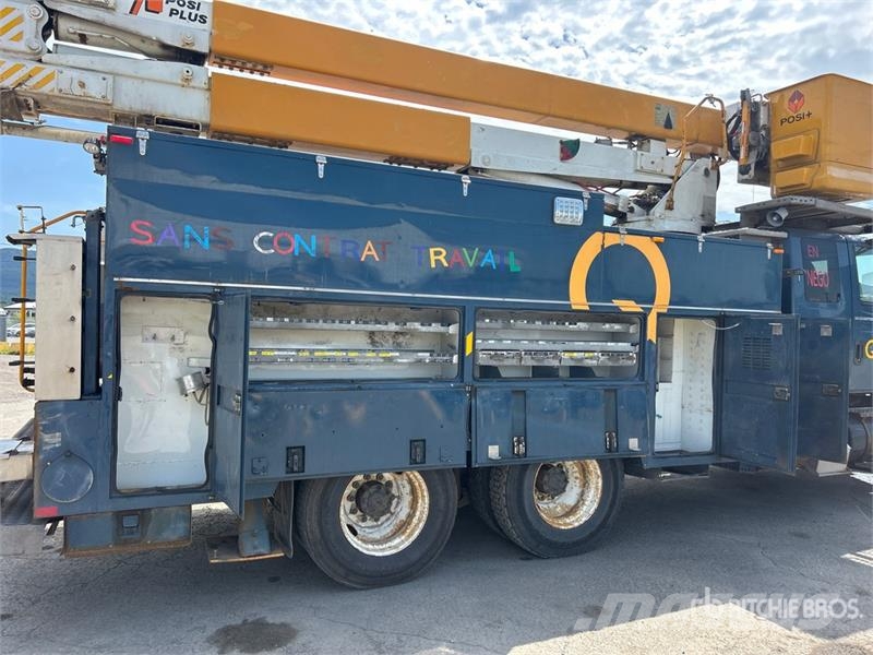 International 500-50-RU 50 ft on International 7400 6x4 Extende المنصات الهوائية المثبتة على شاحنة