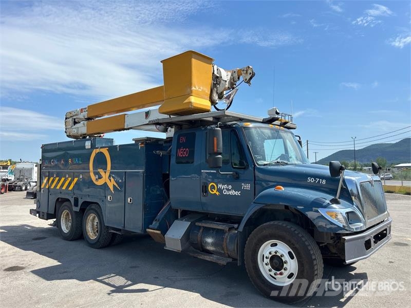 International 500-50-RU 50 ft on International 7400 6x4 Extende المنصات الهوائية المثبتة على شاحنة