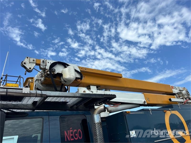 International 500-50-RU 50 ft on International 7400 6x4 Extende المنصات الهوائية المثبتة على شاحنة