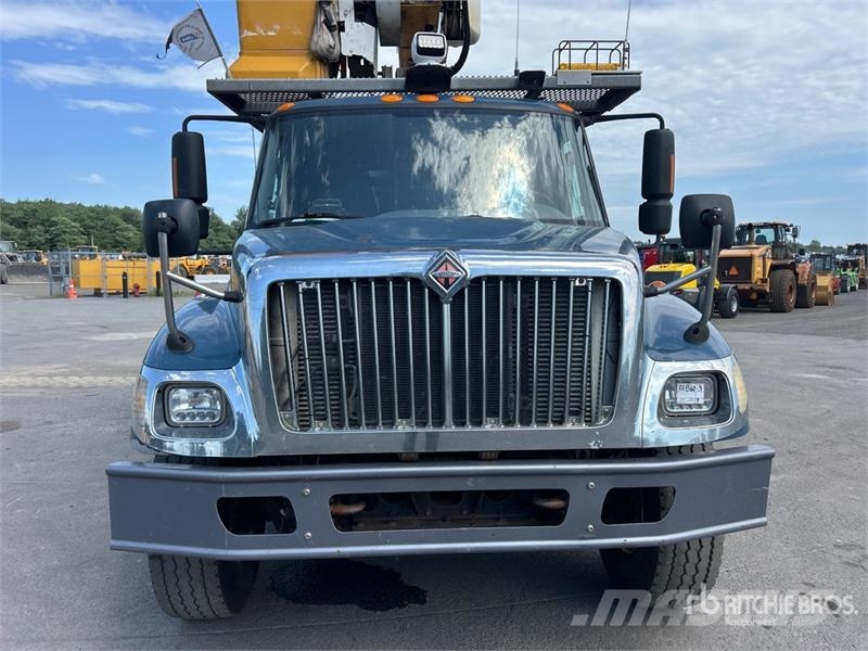International 500-50-RU 50 ft on International 7400 6x4 Extende المنصات الهوائية المثبتة على شاحنة