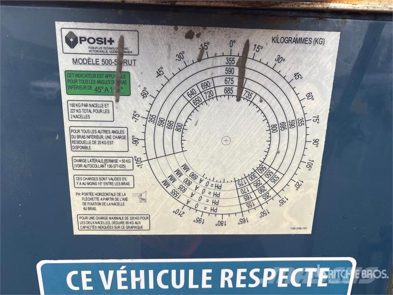 International 500-50-RUT 50 ft on International 4400 6x4 Bucket Auto košare