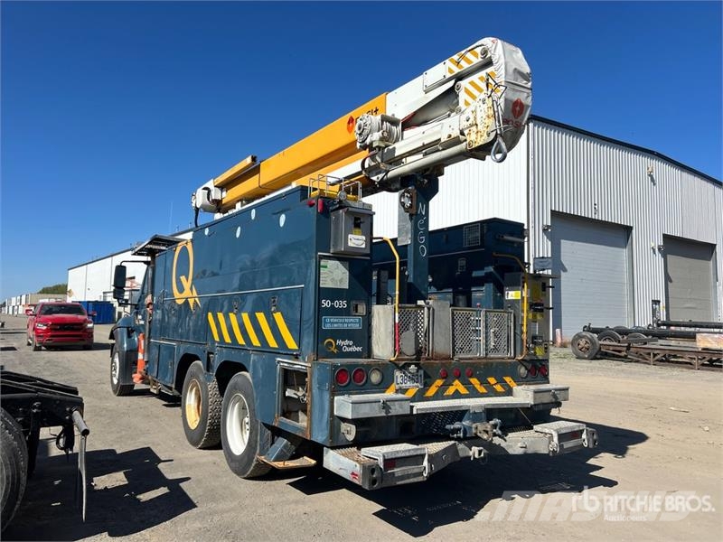 International 500-50-RU 50 ft on  International 7400 SBA 6x4 Ext Lastbilmonterede lifte