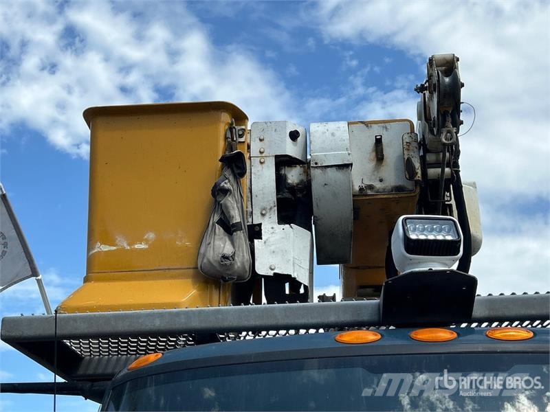 International 500-50-RU 50 ft on International 7400 6x4 Extende المنصات الهوائية المثبتة على شاحنة