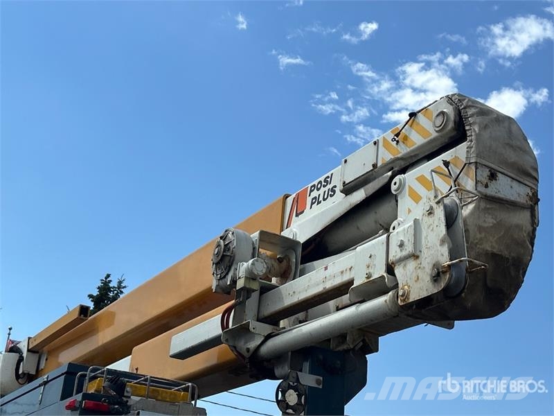 International 500-50-RU 50 ft on International 7400 6x4 Extende المنصات الهوائية المثبتة على شاحنة