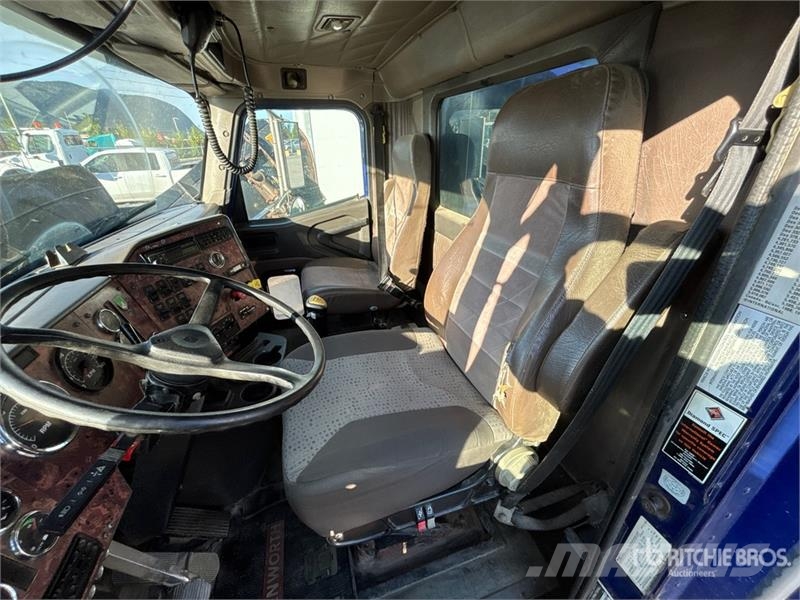 International 5500 6x4 Snow Plow Truck 多目的/汎用車両