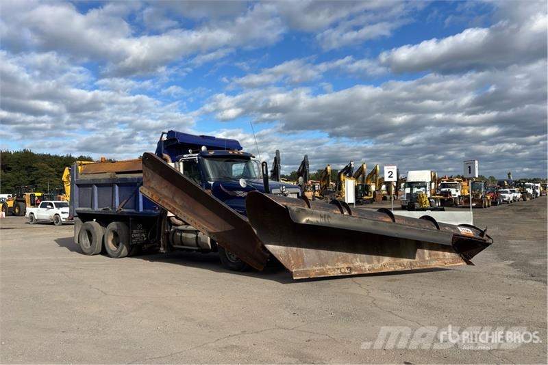International 5500 6x4 Snow Plow Truck Komunální / Multi-užitková vozidla