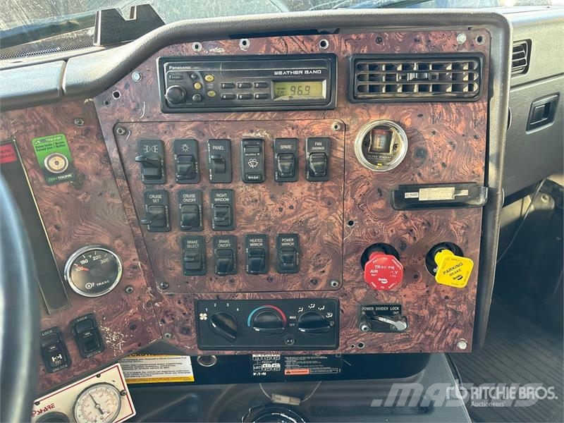 International 5500 6x4 Snow Plow Truck 多目的/汎用車両