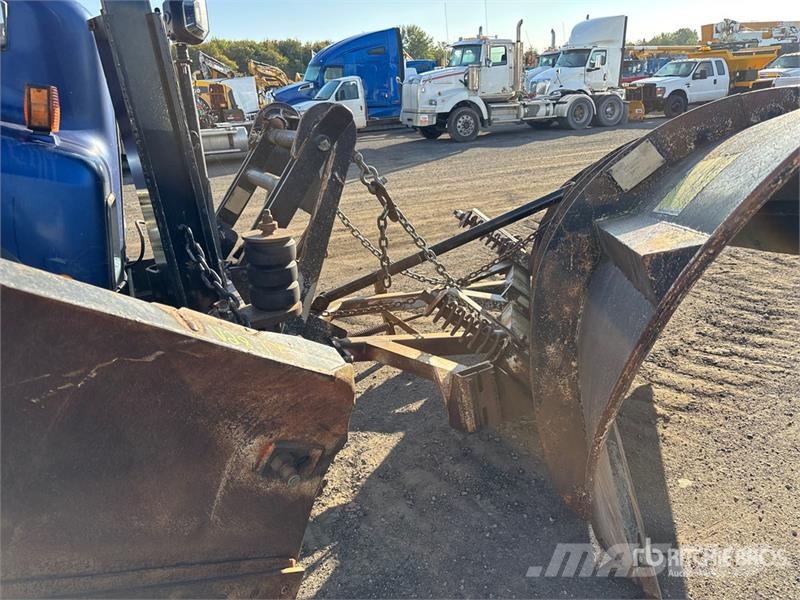 International 5500 6x4 Snow Plow Truck 多目的/汎用車両