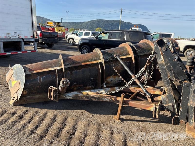 International 5500 6x4 Snow Plow Truck 多目的/汎用車両