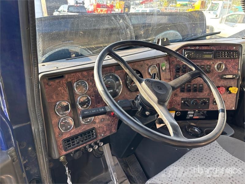 International 5500 6x4 Snow Plow Truck 多目的/汎用車両
