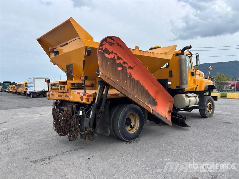 International 5500i 4x4 Snow Plow Truck Komunalna vozila za opštu namenu
