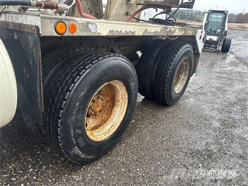 International 5600i Gruszki do betonu