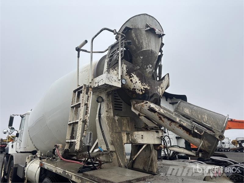International 5600i Gruszki do betonu