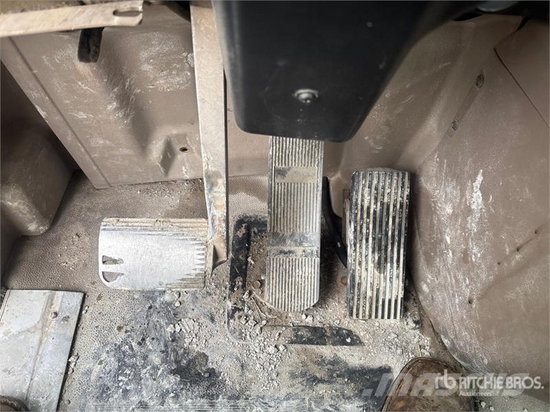 International 5600i Gruszki do betonu