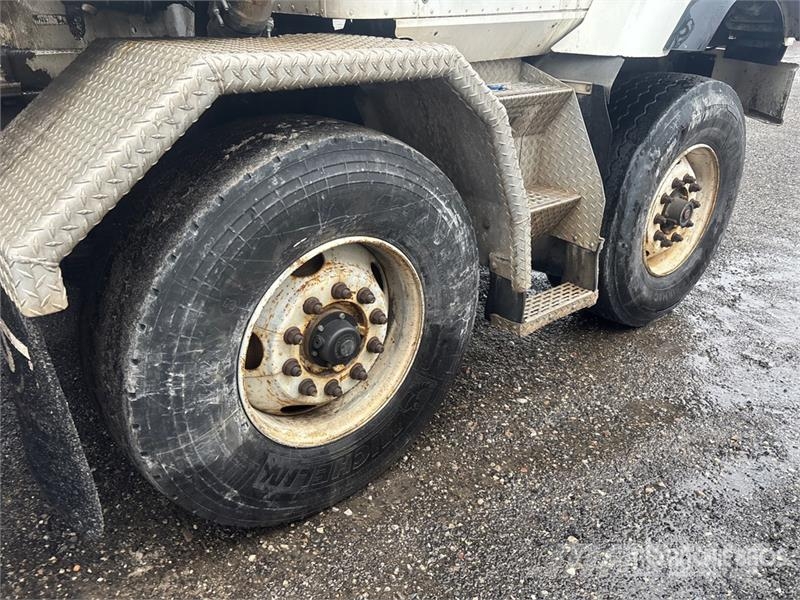 International 5600i Gruszki do betonu