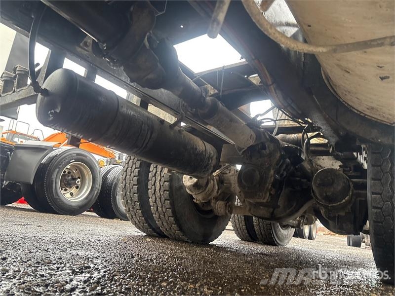 International 5600i Gruszki do betonu