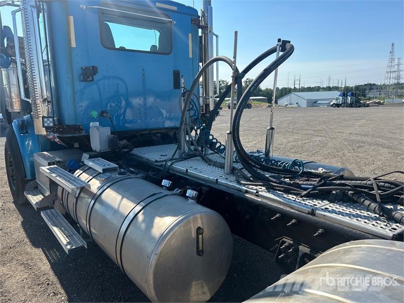 International 5900i وحدات الجر
